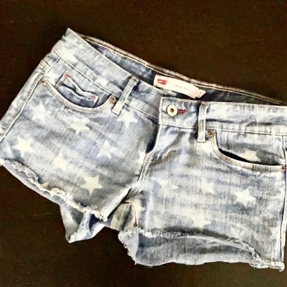 LEVI’S Shorty Shorts With Stars Design Sz 1 - Picture 8 of 8